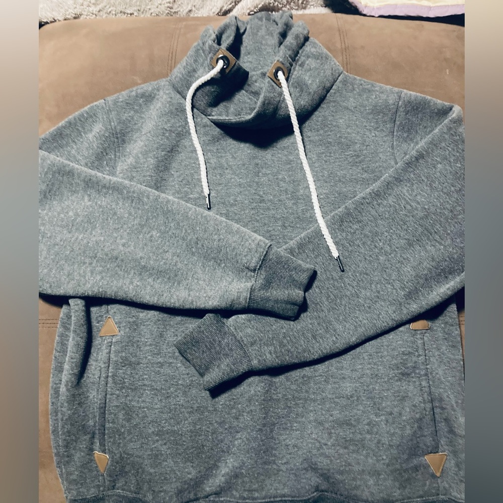 Cowl neck sweatshirt XL
